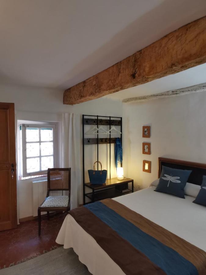 Ana'S Guest House Chambres D'Hotes Aups Kültér fotó